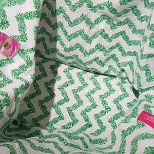 Lilly Pulitzer Bags - Lilly Pulitzer Large Tote Lilly Pulitzer Bags - Lilly Pulitzer Large Tote